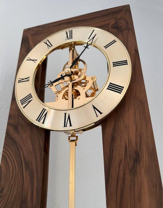 Horloge contemporaine Horloge contemporaine